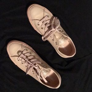 Nude converse all stars